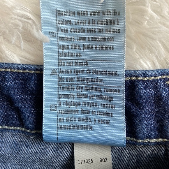 Carhartt Denim Skirt Size 2 Original Fit - Picture 7 of 11